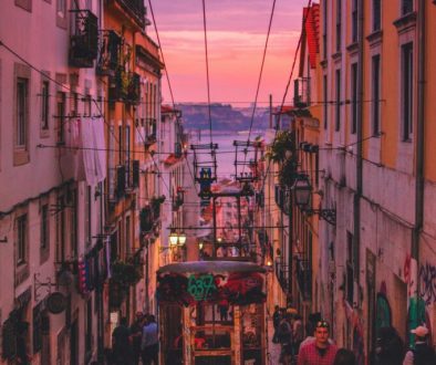 people-walking-between-buildings-1559908/