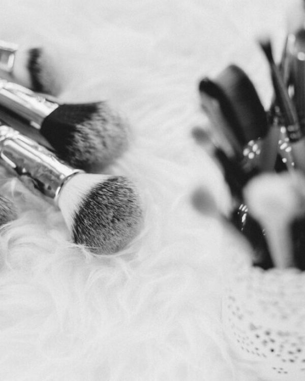 makeup-brush-things-kit-beauty-2568384/